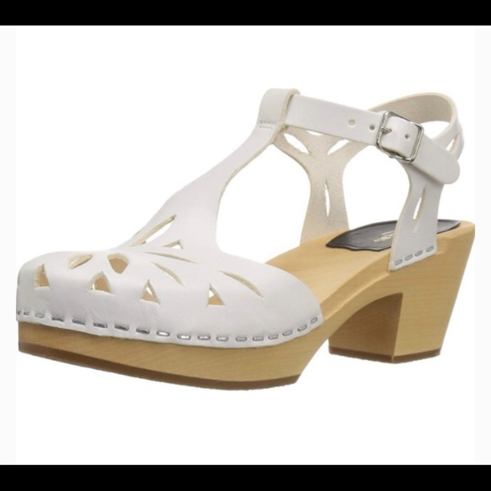 White Swedish Hasbeens, Lacey design, 39 / 9